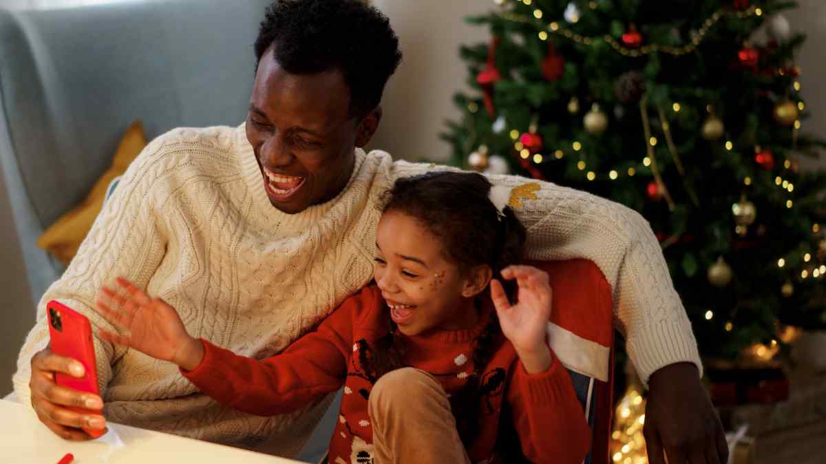 Votre enfant a reçu un portable à Noël ? Voici notre Top 3 des meilleurs forfaits mobiles
