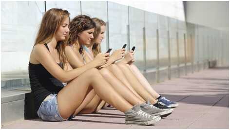 Votre second forfait moins cher chez B&YOU ou La Poste Mobile