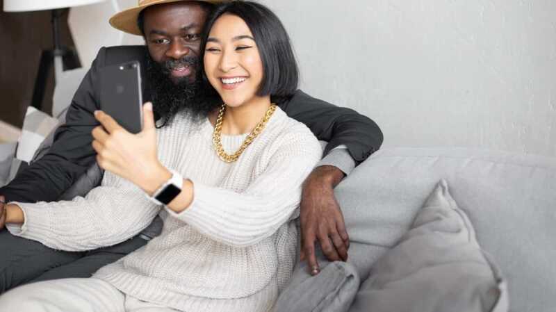B&You, RED by SFR, Free Mobile ou Prixtel : qui propose le meilleur forfait mobile 80 Go ?
