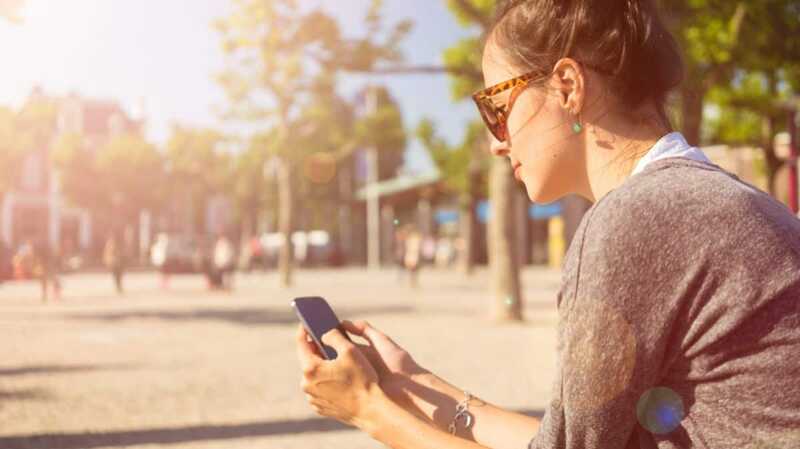 Bon plan : votre forfait mobile à 0 €, c'est possible chez les opérateurs Free Mobile et SFR !