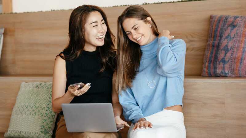 Bons plans Free : une vente privée Freebox avec CANAL+ Séries et un forfait 80 Go en série limitée