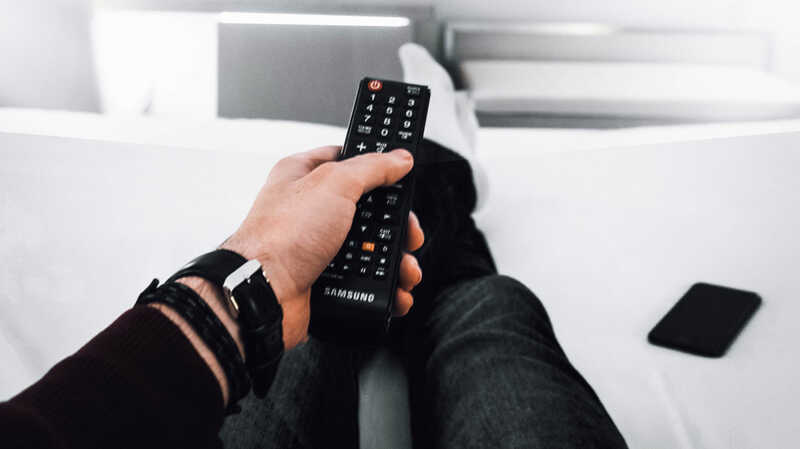 Box internet avec Disney+ inclus : Bbox Ultym vs SFR Power