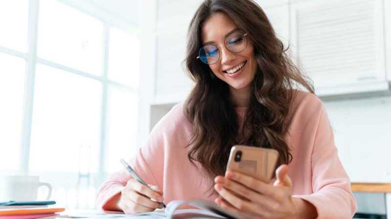 Des forfaits mobile de 5 à 200 Go à partir de 4,99€ chez cet opérateur, ça va faire mal (à la concurrence) !