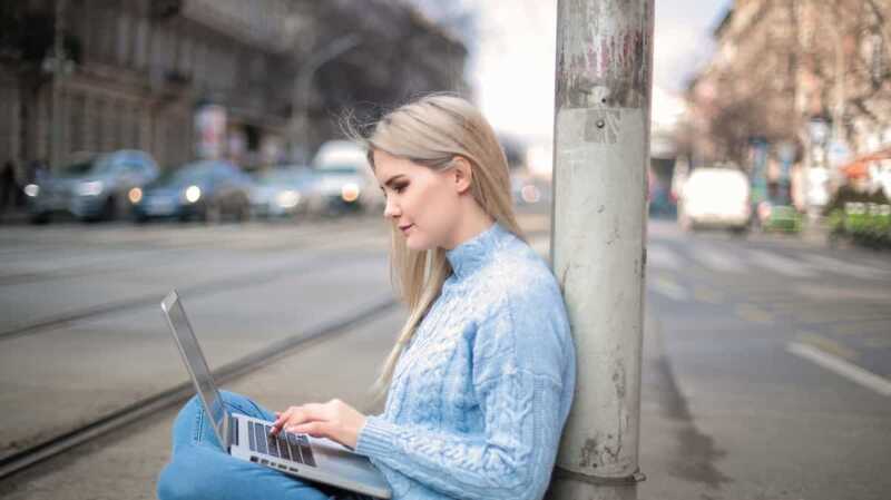 Duel de Box Internet à 10 € : SFR vs Bouygues Telecom