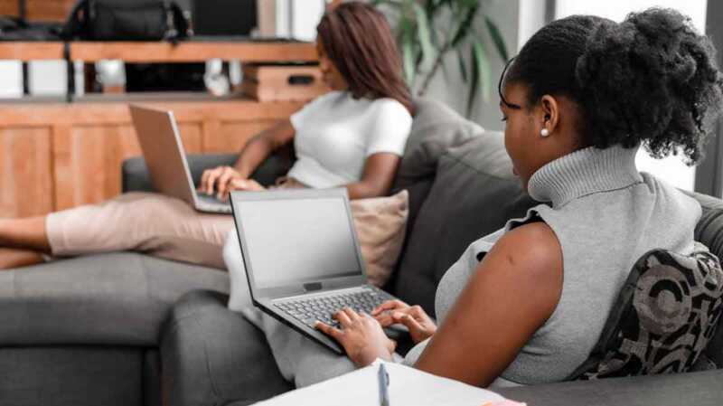 Duel de box Internet à 15€ par mois : Freebox vs SOSH !
