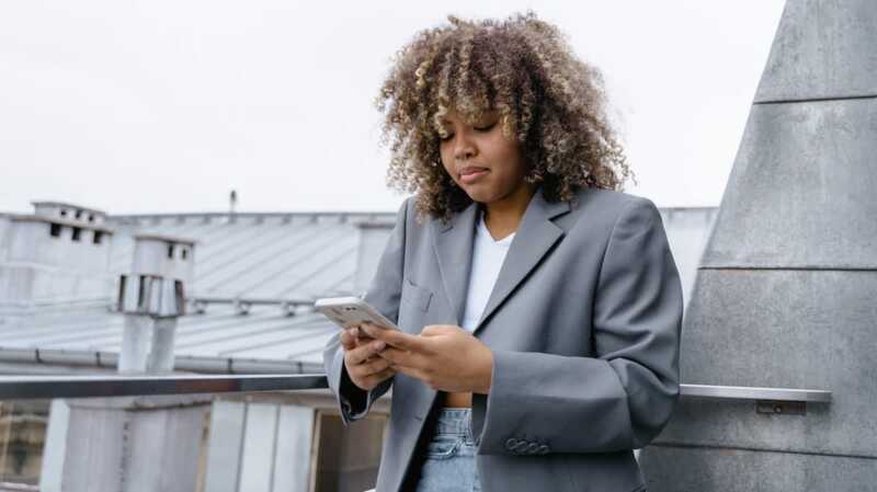 TOP 5 des forfaits mobiles 200Go avec B&You, Syma Mobile, Free Mobile, RED by SFR et Coriolis