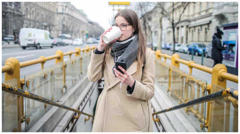 YouPrice prolonge son super forfait mobile 100Go à seulement 9.99€ à VIE sur le réseau Orange ou SFR