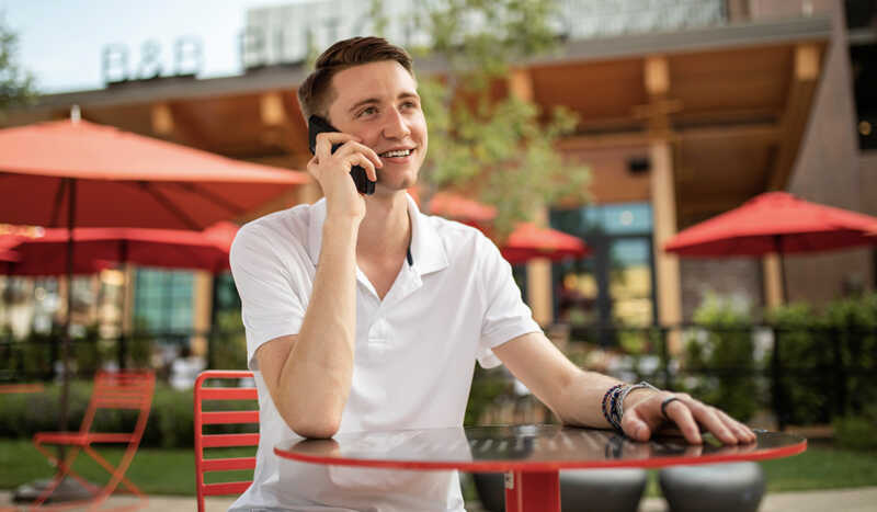 Forfaits mobiles 100 Go : zoom sur les 3 meilleures affaires du moment !