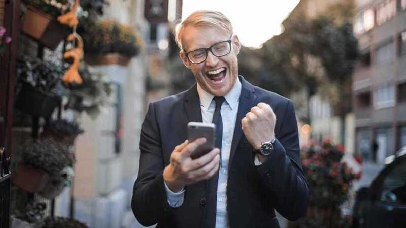 Free, Bouygues Telecom, RED by SFR : les meilleurs forfaits mobile à moins de 5 € pour les vacances