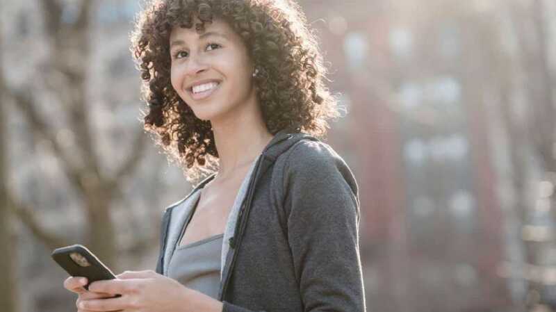 Quel est le forfait mobile idéal pour ses données mobiles ? Zoom sur les offres maxi data de SFR, Lebara, RED by SFR et B&You de Bouygues Telecom !