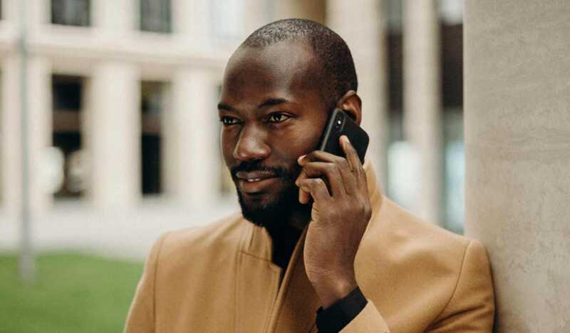 Quel forfait pas cher avec 100Go de 4G choisir : Bouygues Telecom ou NRJ Mobile ?