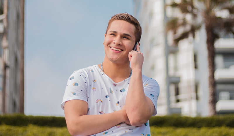 Quelle promo forfait mobile 60Go choisir : Auchan Telecom, Coriolis ou RED by SFR?