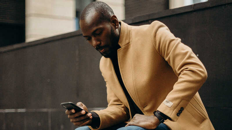 RED by SFR dégaine ses promos forfaits de fin de mois : 5 bonnes affaires sont à saisir !