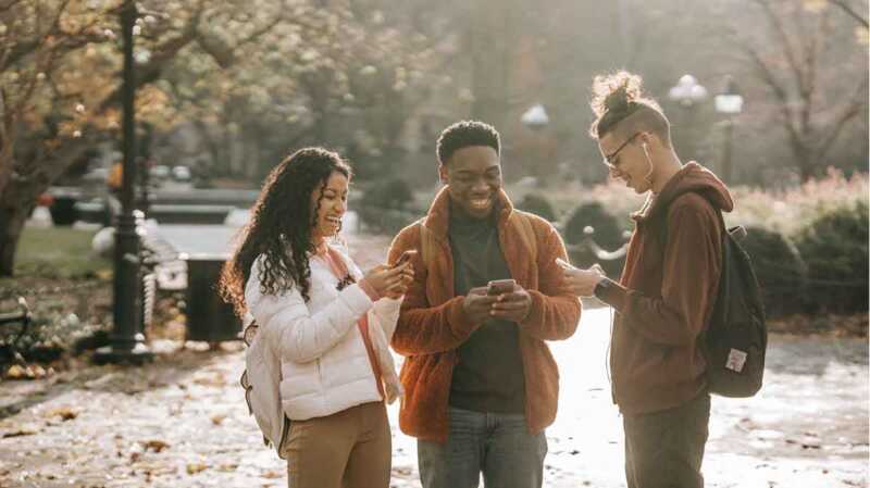 Trois forfaits illimités avec 60Go de 4G à moins de 8€ à saisir avant le Black Friday