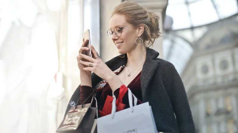 Voici une offre mobile imbattable réservée aux abonnés Free : de la data illimitée pour seulement 9,99 € par mois !