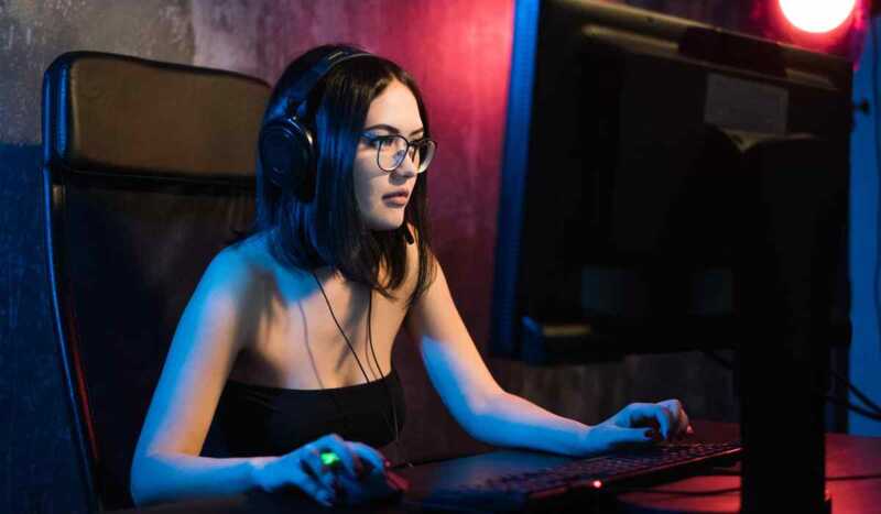 Box internet gaming