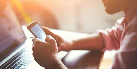 Forfait illimité avec un max de data chez Bouygues Telecom ou RED By SFR, lequel choisir ? 