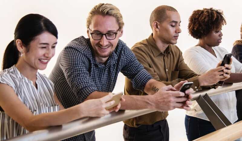 Forfait mobile en promo à 10 euros : SOSH, Free Mobile, RED by SFR ou B&You, lequel choisir ?