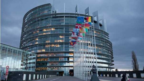 Téléphonie mobile : les frais de roaming baissent à compter du 30 avril 2016