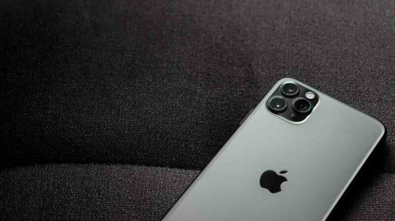 iPhone 17