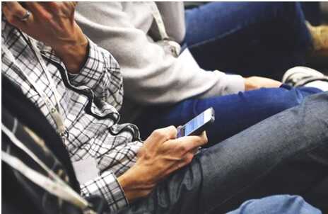 NRJ Mobile vs La Poste Mobile : Quel forfait sans engagement 10Go choisir ?