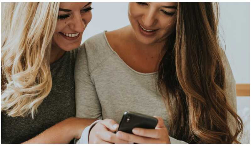 Forfait RED vs B&You : Quelle promo choisir pour votre abonnement mobile pas cher avec 40Go ou 60Go ?