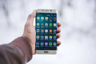 Samsung a fabriqué une dalle Oled flexible et incassable en plastique renforcé