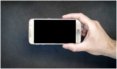 Smartphone : Les usages et les équipements des Français