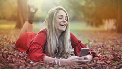 B&You, RED by SFR ou SOSH : Quel forfait mobile 100 Go choisir ?