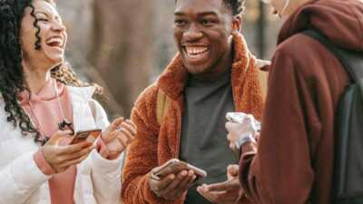 Soldes : Profitez d'un forfait mobile 20Go à 9.99€ sans engagement chez SOSH by Orange, RED by SFR ou B&You de Bouygues Telecom.
