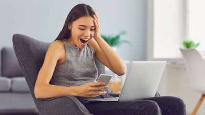 Commencez à payer votre forfait mobile sans engagement La Poste Mobile qu'en 2024 grâce à la promo 4 mois offerts !