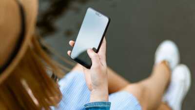 Dernières heures pour vous procurer ce super forfait mobile à 9.99€ incluant 111Go d'internet sur le réseau Orange ou SFR