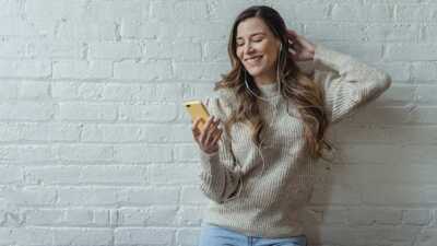 Forfaits mobiles pas chers : zoom sur les 5 offres RED en promo