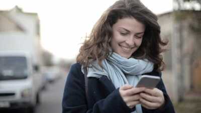 Incroyable ! 1er mois offert sur tous vos forfaits mobile SIM sans engagement avec La Poste Mobile !