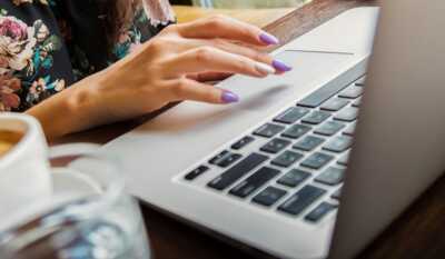 Internet pas cher : La Fibre à 15 euros par mois chez Bouygues Telecom et SFR, quel FAI choisir ?