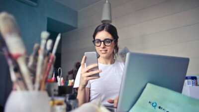 La Poste Mobile vous offre gratuitement ses forfaits mobile sans engagement ! Voici comment en profiter.