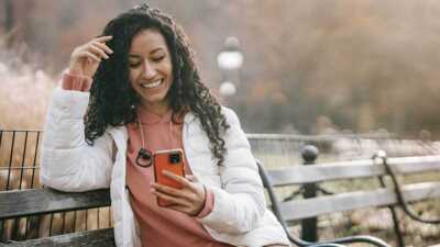 Top sélection du moment des méga promotions de forfaits mobiles allant de 10 à 20 Go de 4G !