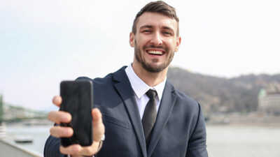 NRJ Mobile, La Poste Mobile ou Coriolis : qui propose le meilleur forfait mobile 50 Go ?