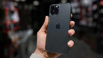 iPhone 13 Pro Max : il sait déjà tout faire (et rien n'a changé, sauf son prix)