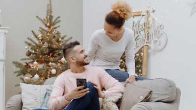 Nouvelle promo de Noël : Bouygues Telecom propose un forfait B&You 160 Go à prix canon et sans engagement de durée