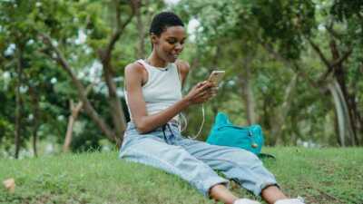 Quels sont les meilleurs forfaits mobile sans engagement avec 20Go de data disponibles pendant les soldes d'été 2023 ?