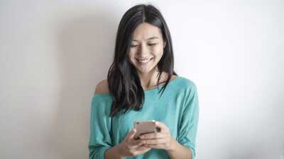 RED by SFR propose un forfait mobile 40 Go à seulement 9,99 € par mois : saisissez ce bon plan sans engagement !