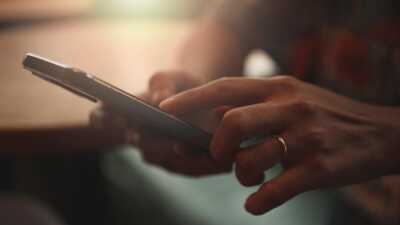 Notre top 3 : ces smartphones à moins de 300 € font (presque) tout comme les grands !