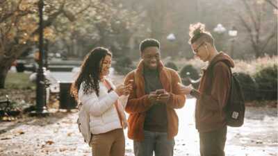 Trois forfaits illimités avec 60Go de 4G à moins de 8€ à saisir avant le Black Friday
