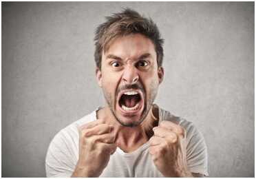 SFR : Les clients sont mécontents selon l'UFC Que Choisir !