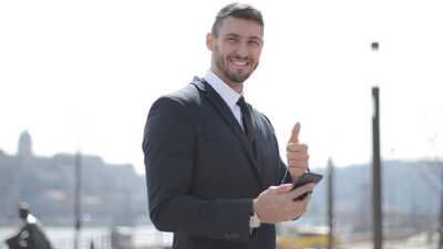 Waouh ! Les meilleurs forfaits 5G sont là dès 12,99 € pour profiter de l’été sans se prendre la tête !