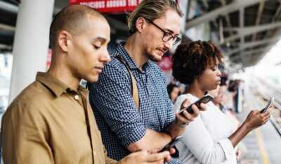 Les trois forfaits mobiles B&You avec 20Go, 50Go ou 80Go de 4G à prix promo à saisir rapidement