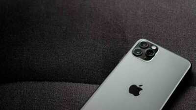 iPhone 17