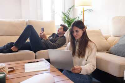 Rentrée 2025 : ne choisissez plus entre mobile et internet, prenez les deux !