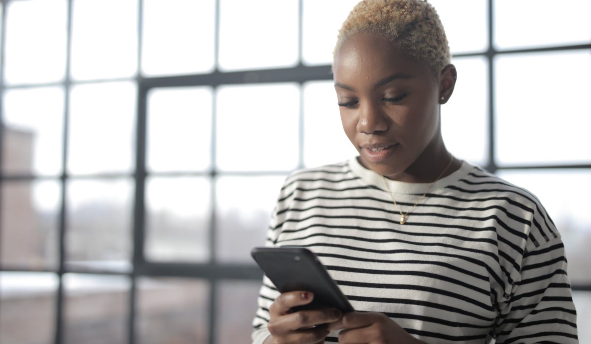 110Go de 4G sur le réseau Free ou sur le réseau Orange, quel forfait mobile choisir ?